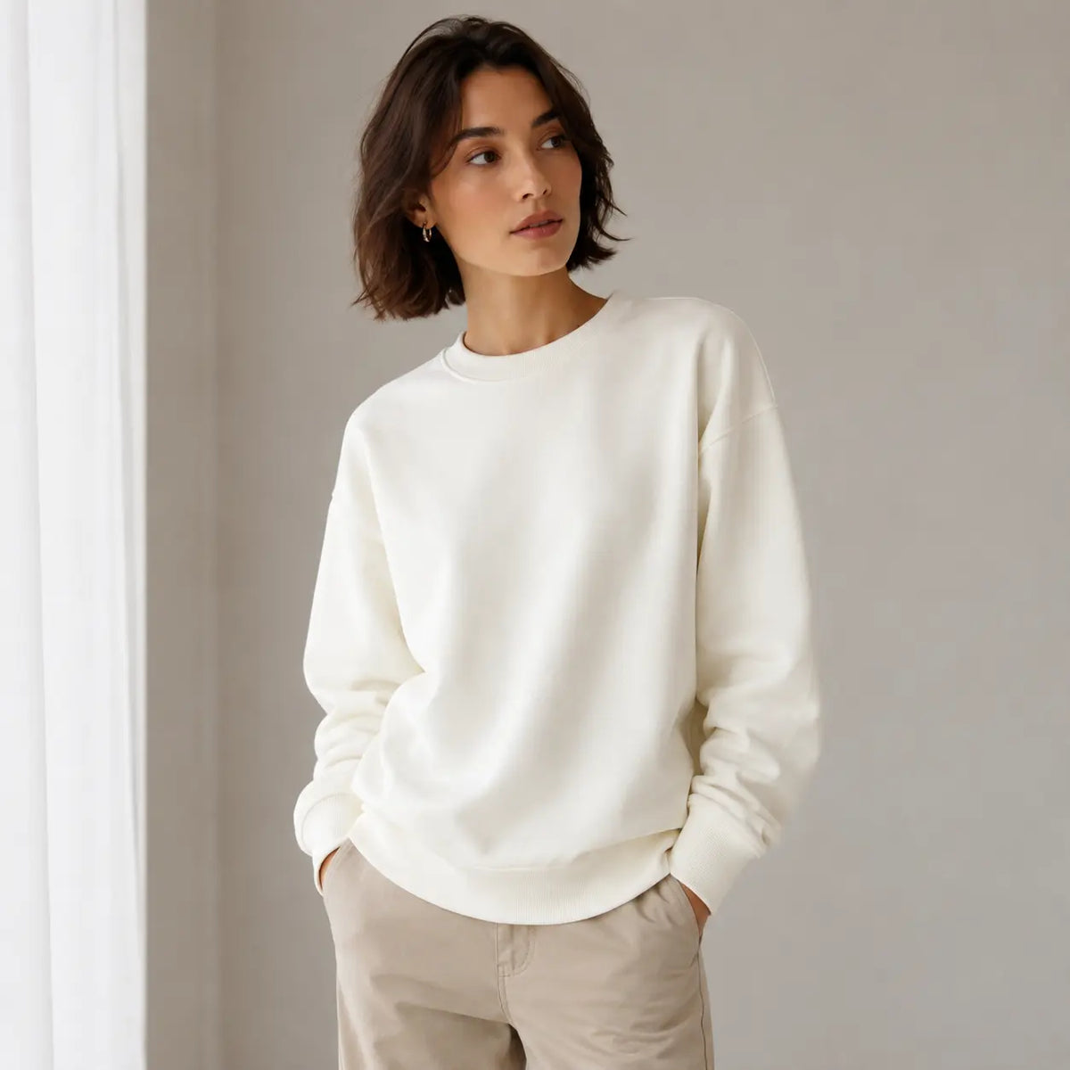 Classic Fit - Felpa girocollo essenziale in cotone